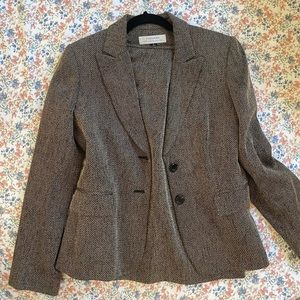 Tahari Arthur S. Levine 2 piece skirt suit size 8